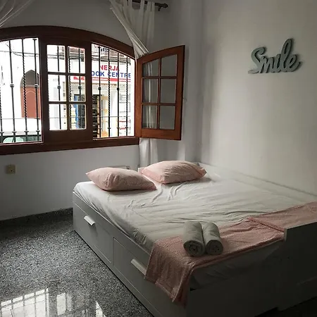 Easy Hostel Nerja