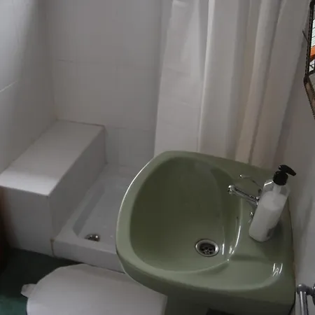 Easy Hostel *